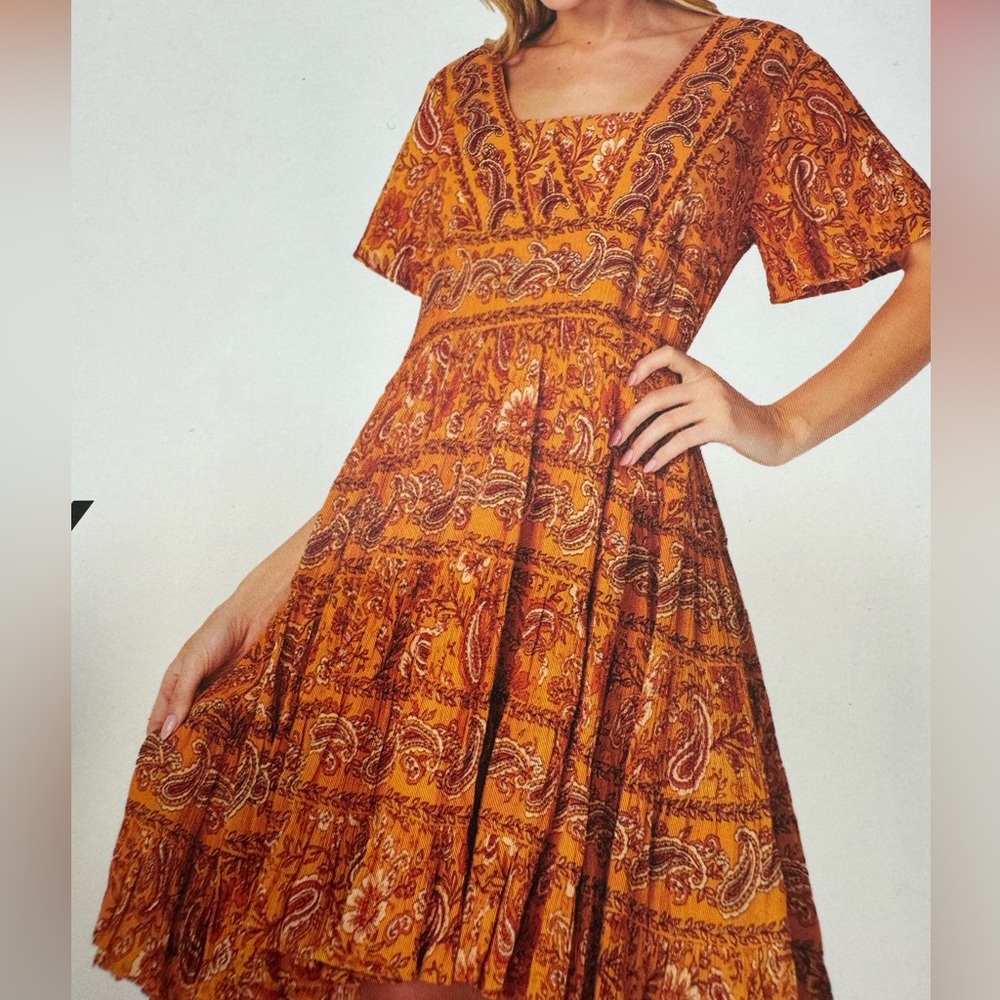 Bila floral Paisley dress